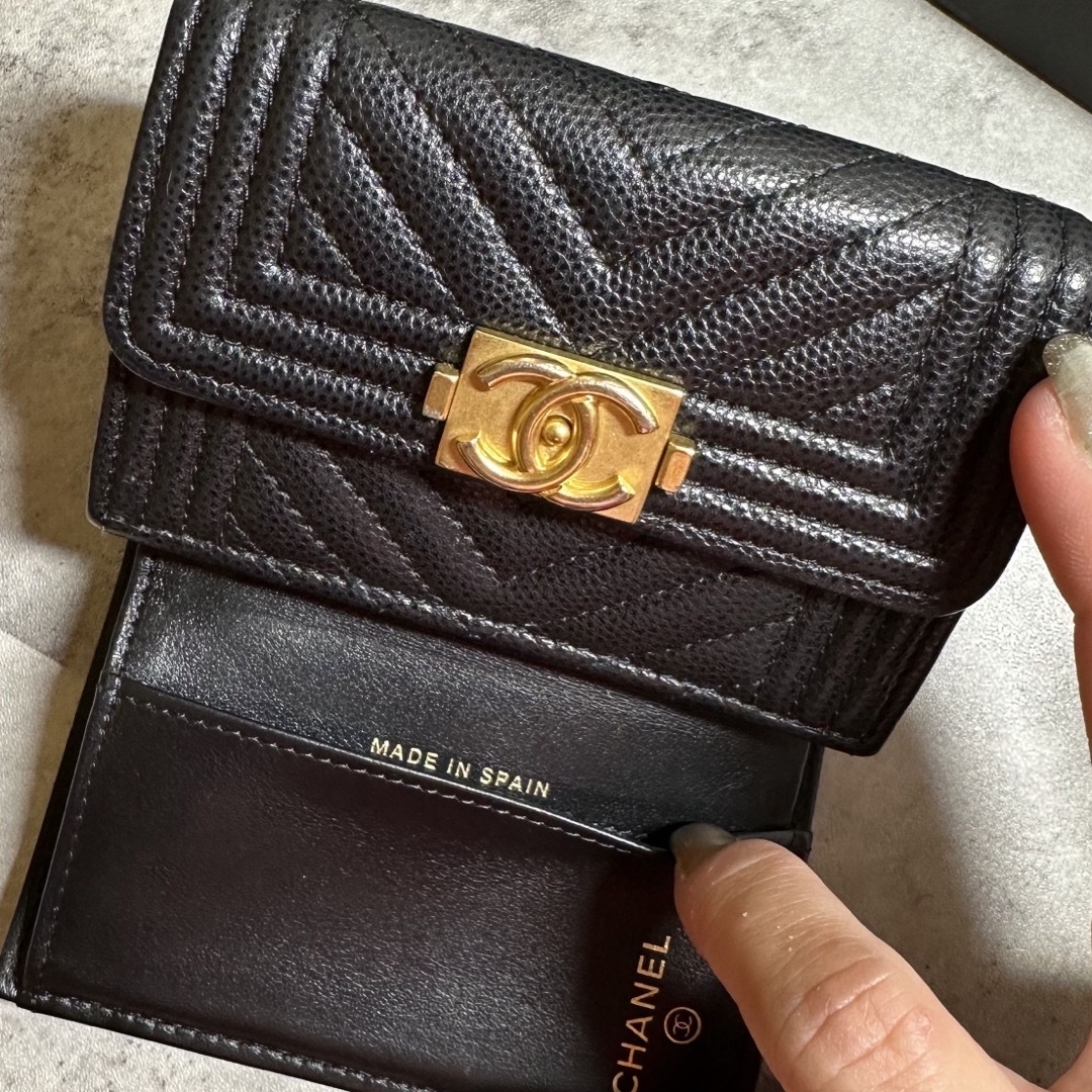 CHANEL(シャネル)のCHANEL 三つ折り配布 レディースのファッション小物(財布)の商品写真