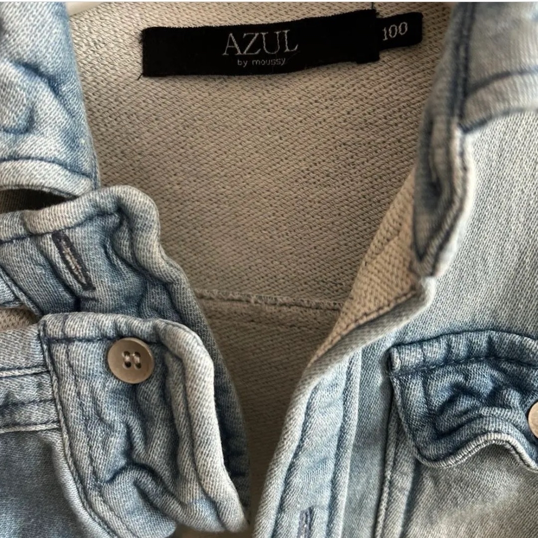 AZUL by moussy(アズールバイマウジー)の100cm キッズデニムジャケット　キッズジージャン アズールバイマウジー キッズ/ベビー/マタニティのキッズ服男の子用(90cm~)(ジャケット/上着)の商品写真