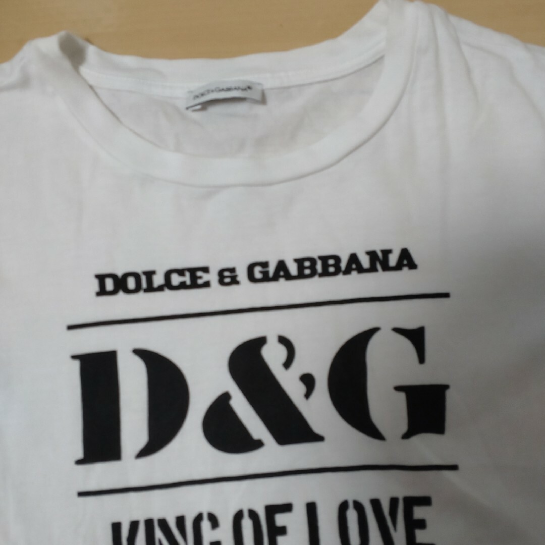 DOLCE&GABBANA(ドルチェアンドガッバーナ)のDOLCE&GABBANA キッズ ロゴTシャツ 大人もOK レディースのトップス(Tシャツ(半袖/袖なし))の商品写真