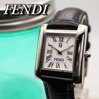フェンディ(FENDI)の美品 FENDI スクエア シルバー クォーツ レディース腕時計 787(腕時計)
