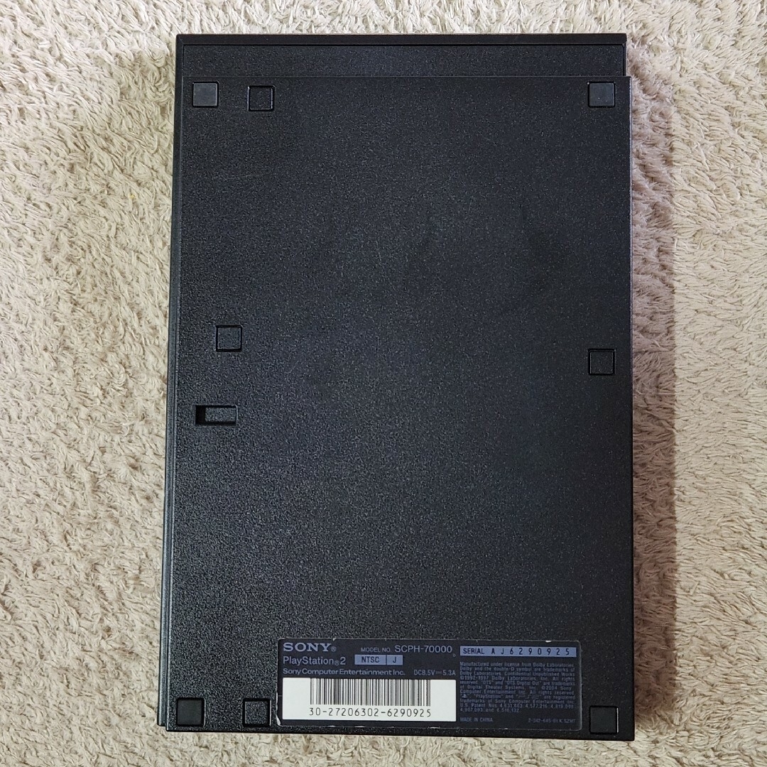 PlayStation2(プレイステーション2)のPlayStation2  SCPH-70000本体 エンタメ/ホビーのゲームソフト/ゲーム機本体(家庭用ゲーム機本体)の商品写真