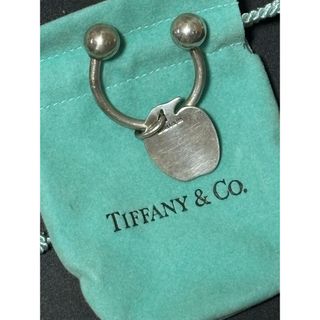 ティファニー(Tiffany & Co.)のTiffany & Co. シルバーキーホルダー 上品なユニセックスデザイン(キーホルダー)