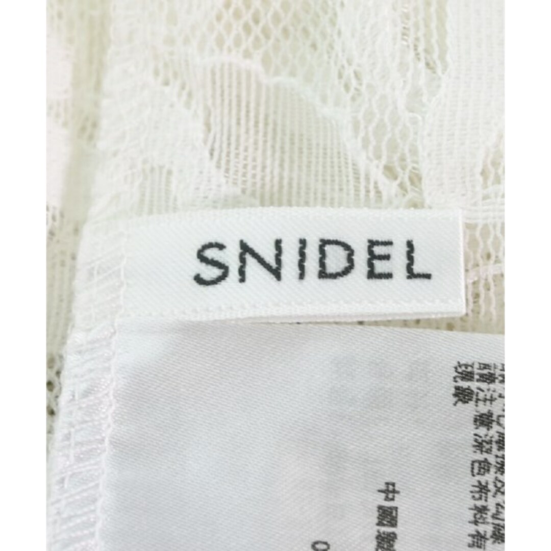 SNIDEL(スナイデル)のSNIDEL スナイデル カジュアルシャツ F 白(レース) 【古着】【中古】 レディースのトップス(シャツ/ブラウス(長袖/七分))の商品写真