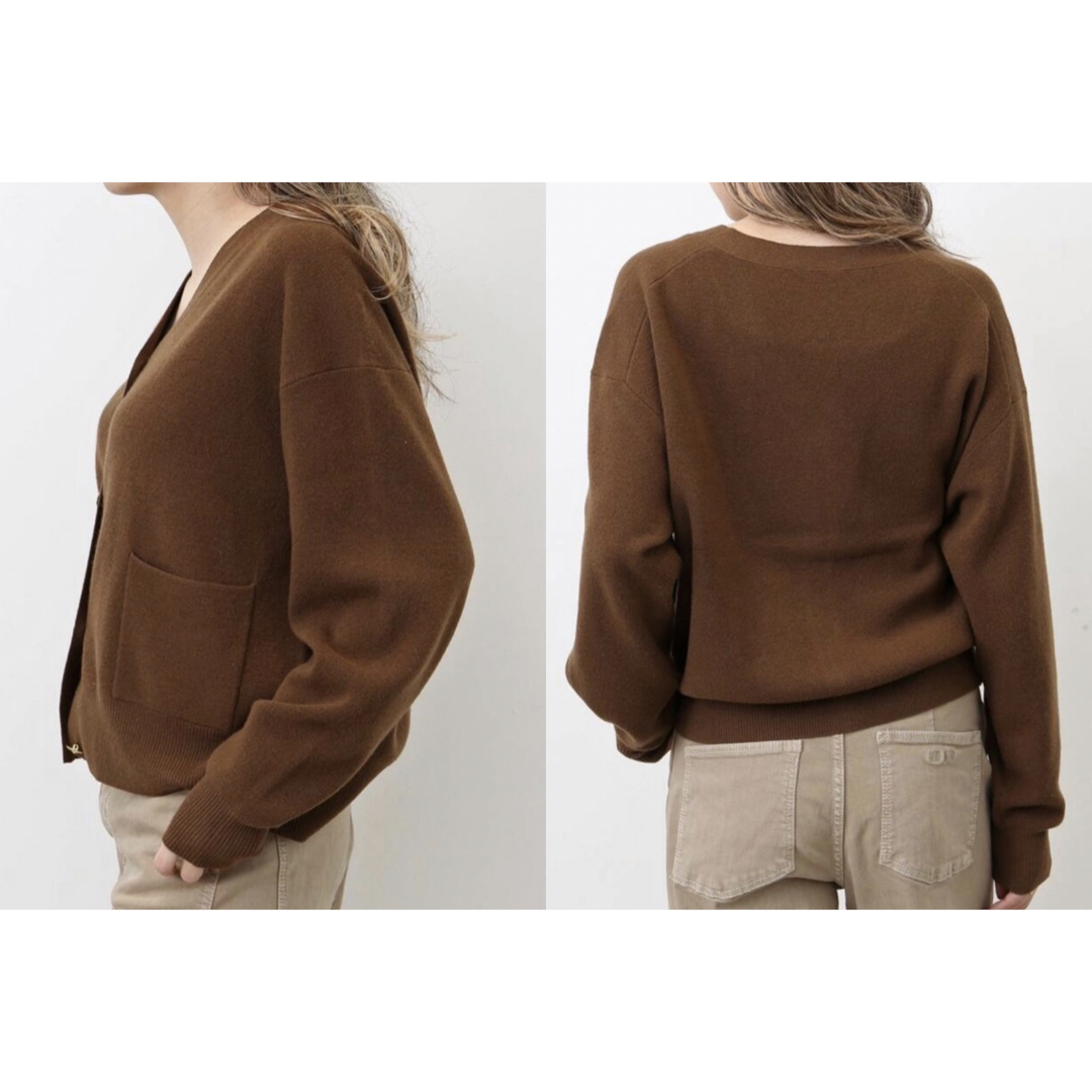 L'Appartement DEUXIEME CLASSE(アパルトモンドゥーズィエムクラス)のL'Appartement GOLD BUTTON CARDIGAN レディースのトップス(ニット/セーター)の商品写真