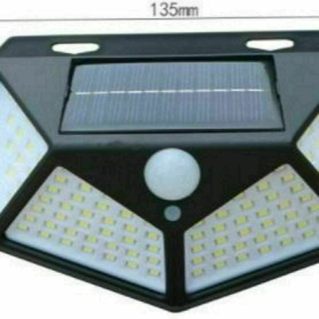 センサーライト 人感 100 LED ソーラー充電 玄関 2個 セット インテリア/住まい/日用品のライト/照明/LED(その他)の商品写真