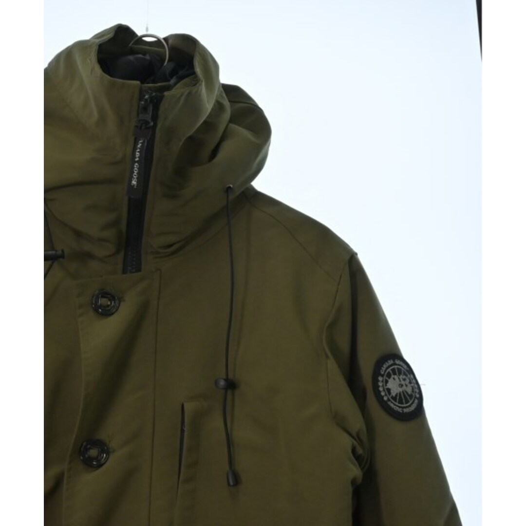 CANADA GOOSE(カナダグース)のCANADA GOOSE ダウンジャケット/ダウンベスト M カーキ 【古着】【中古】 メンズのジャケット/アウター(ダウンジャケット)の商品写真