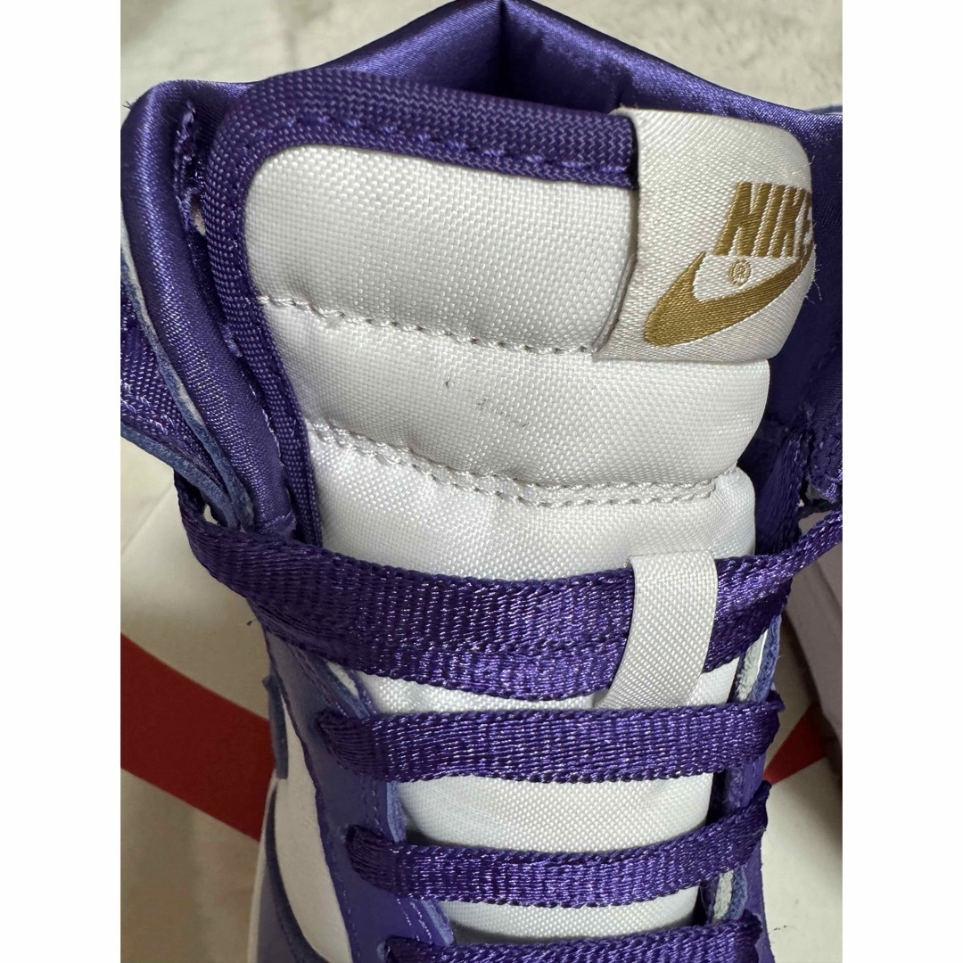 NIKE(ナイキ)のNIKE  W DUNK HI SP VARSITY PURPLE レディースの靴/シューズ(スニーカー)の商品写真