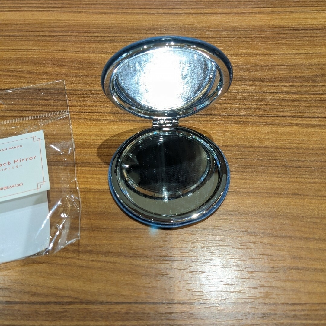 3COINS(スリーコインズ)のスリーコインズ　台湾さんぽ　コンパクトミラー　1点 レディースのファッション小物(ミラー)の商品写真