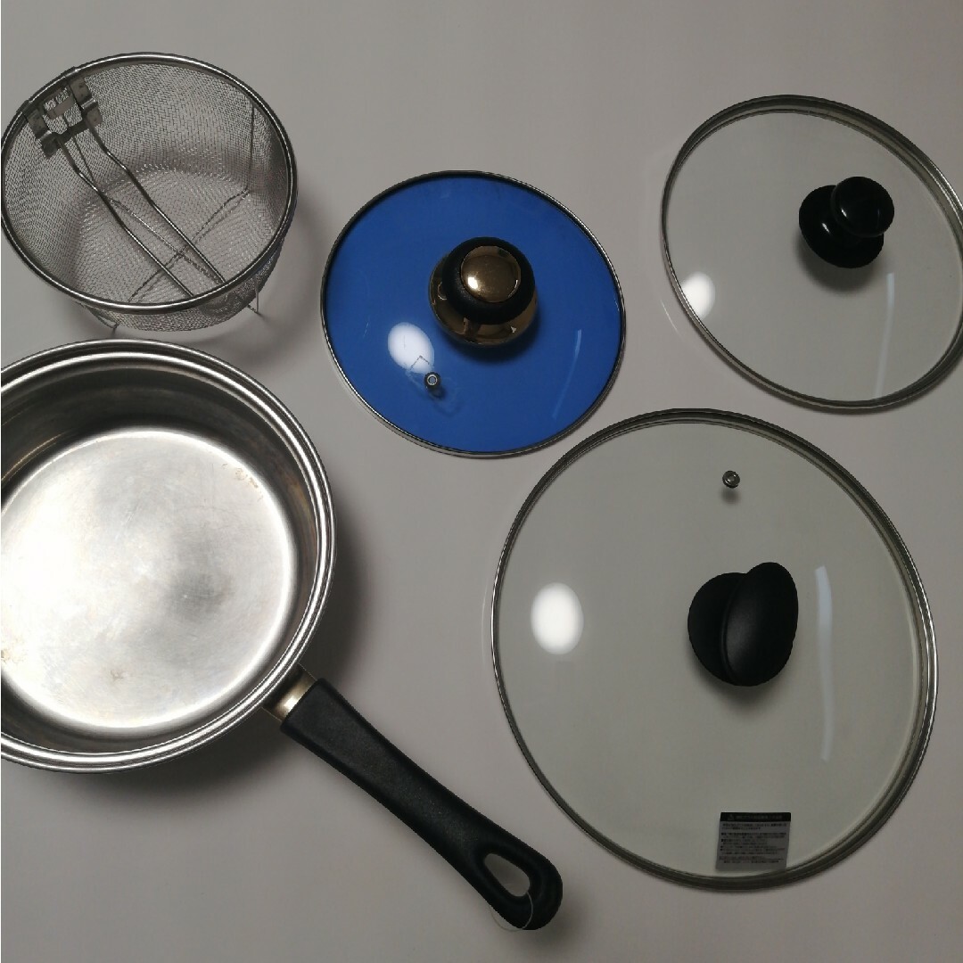 鍋 インテリア/住まい/日用品のキッチン/食器(鍋/フライパン)の商品写真