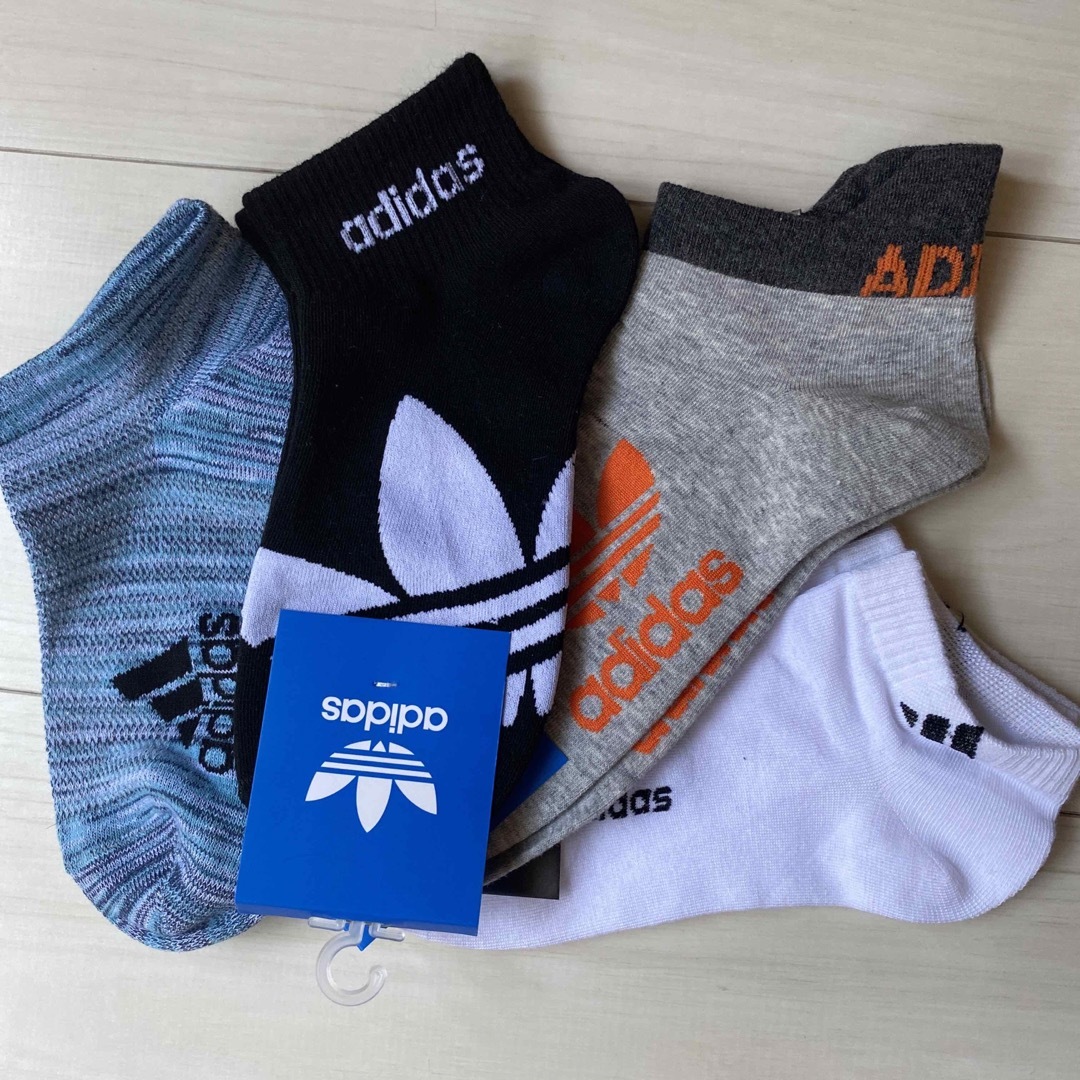 adidas(アディダス)のadidasソックス  22-25センチ  3足ペア レディースのレッグウェア(ソックス)の商品写真