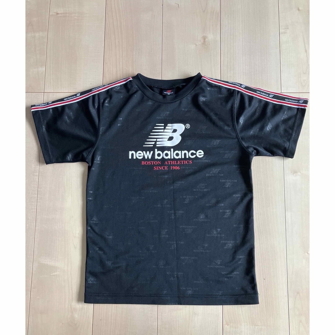 UMBRO(アンブロ)のUMBRO ニューバランスサッカーTシャツ2点おまとめ キッズ/ベビー/マタニティのキッズ服男の子用(90cm~)(Tシャツ/カットソー)の商品写真