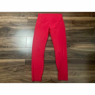 ルルレモン(lululemon)のルルレモン Lululemon Align Pant *25" 赤 サイズ8(レギンス/スパッツ)