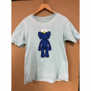 ユニクロ(UNIQLO)のUT ユニクロ レディース Tシャツ カウズ コラボ ダメージ加工 半袖 Sサイ(Tシャツ(半袖/袖なし))