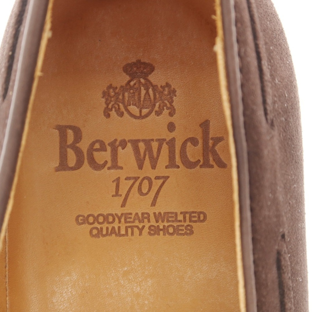 Berwick(バーウィック)の【中古】バーウィック BERWICK スエード タッセルローファー ダークブラウン【サイズ5】【メンズ】 メンズの靴/シューズ(ドレス/ビジネス)の商品写真