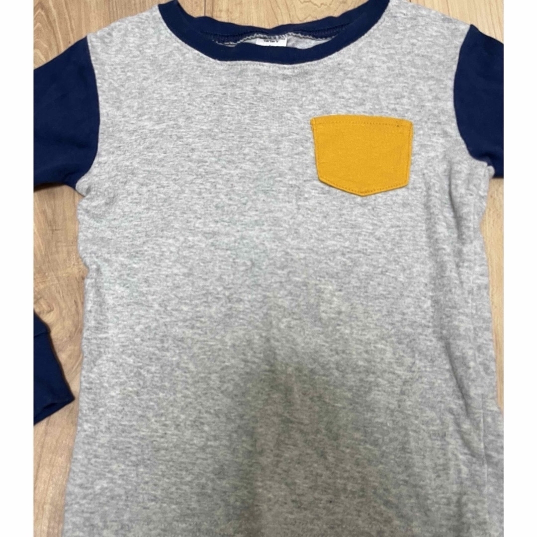 carter's(カーターズ)のCARTER'Sカットソー4T キッズ/ベビー/マタニティのキッズ服男の子用(90cm~)(Tシャツ/カットソー)の商品写真