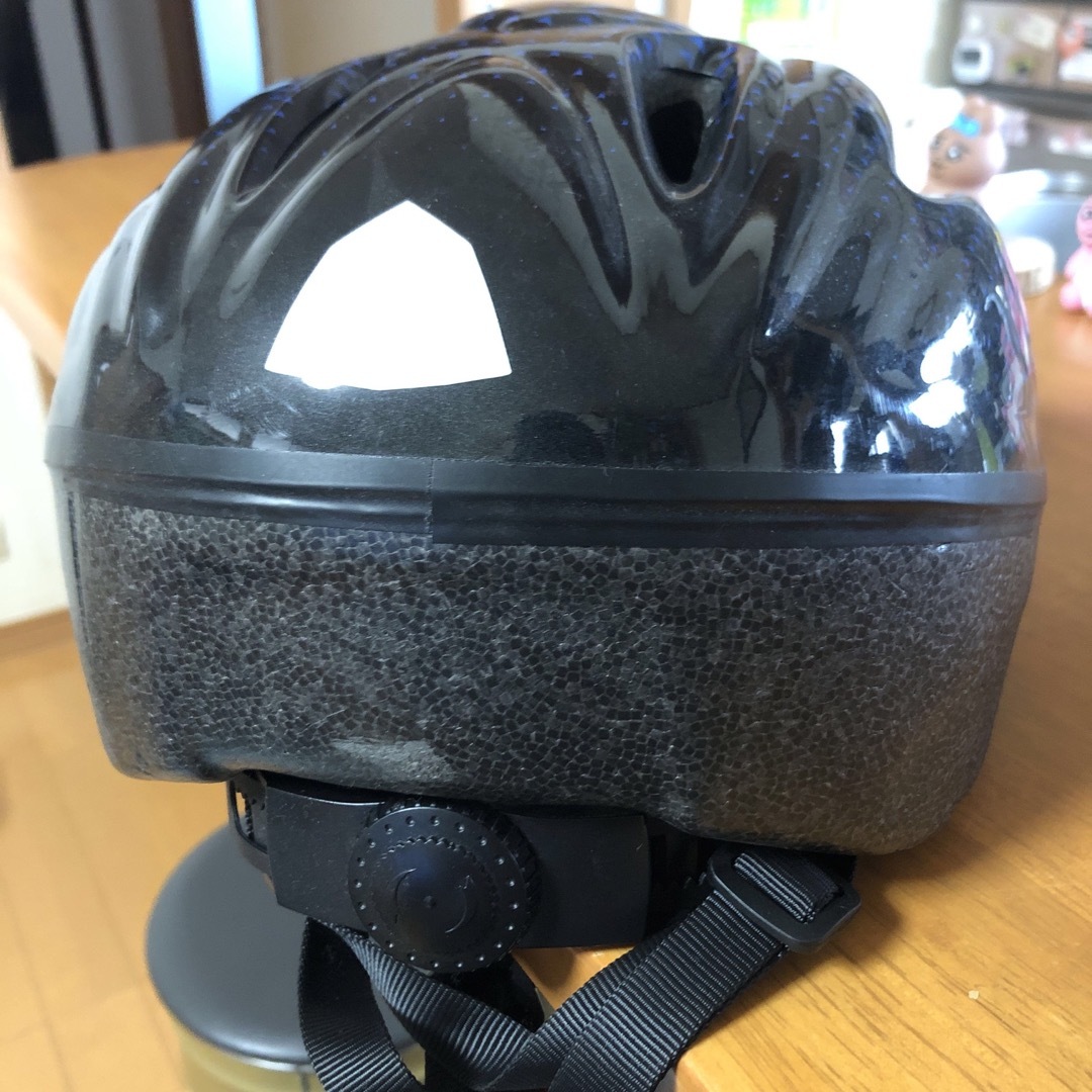 たまこ様専用　子供用　ヘルメット　54から58㎝ スポーツ/アウトドアの自転車(その他)の商品写真