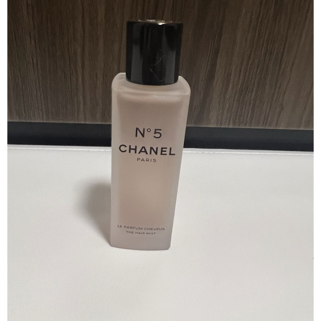 CHANEL(シャネル)のCHANEL No.5 ヘアミスト 40ml コスメ/美容のヘアケア/スタイリング(ヘアウォーター/ヘアミスト)の商品写真