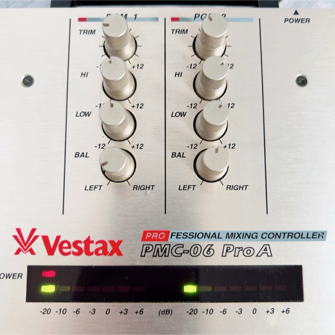 Vestax(ベスタクス)のZ040 名機 VESTAX PMC-06 ProA DJ機材 アナログミキサー 楽器のDJ機器(DJミキサー)の商品写真