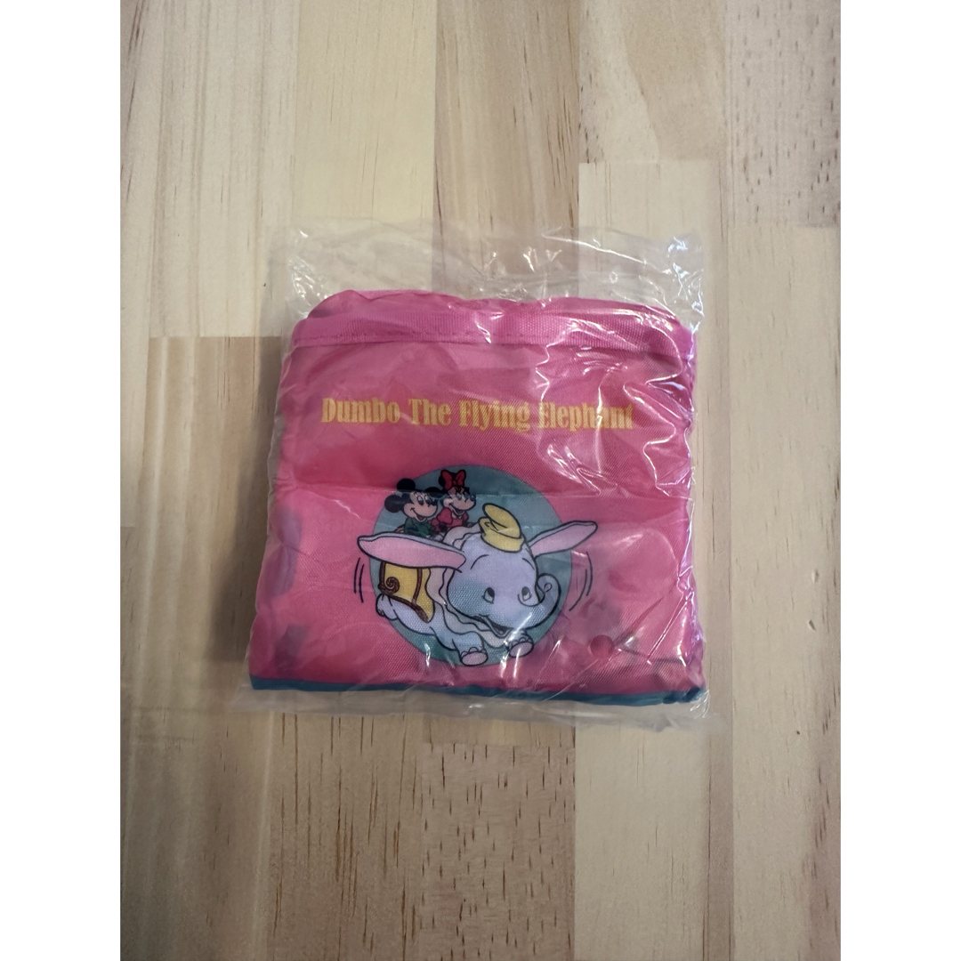 ディズニーランド　カプセルトイ　エコバッグ　ピンク　新品 レディースのバッグ(エコバッグ)の商品写真