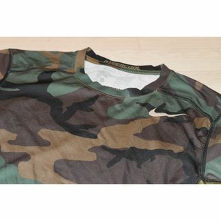 ナイキ(NIKE)のNIKE PRO COMBAT HYPERCOOL コンプレッション　S　迷彩(Tシャツ/カットソー(半袖/袖なし))