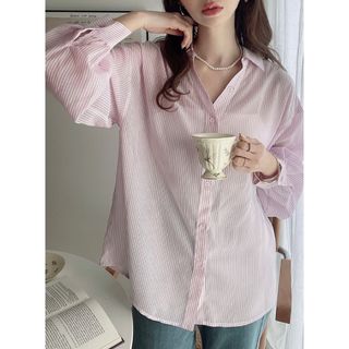 グレイル(GRL)のGRL 美品　ストライプ柄シアーシャツ　ピンク(シャツ/ブラウス(長袖/七分))