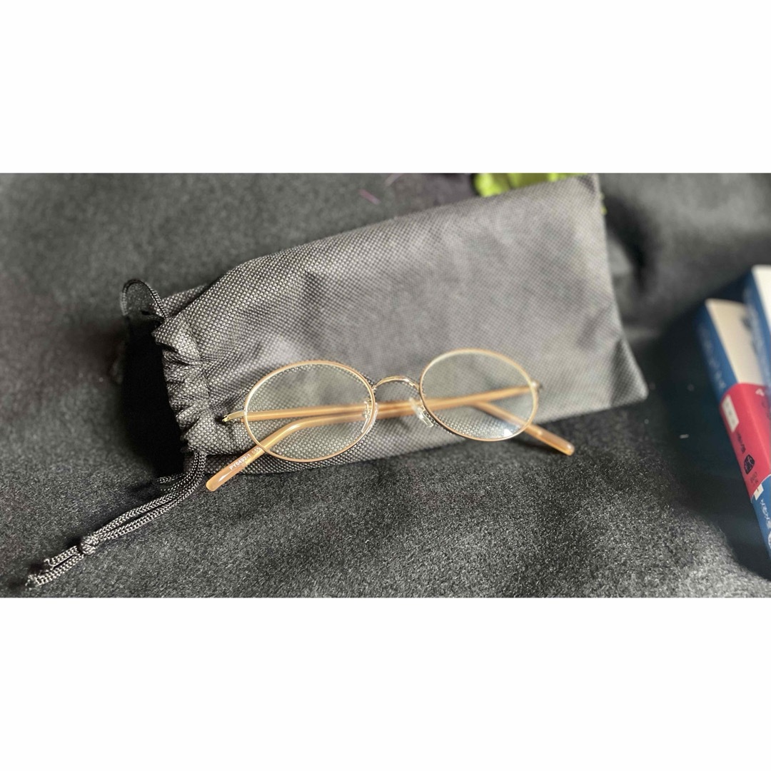 ✴︎丸い伊達メガネ（収納袋付き）✴︎ レディースのファッション小物(サングラス/メガネ)の商品写真