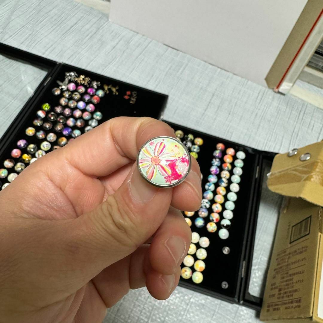 ラペルピン ピンバッジ【pin417】ピンズ インターステラーbyエコキジ ハンドメイドの素材/材料(生地/糸)の商品写真