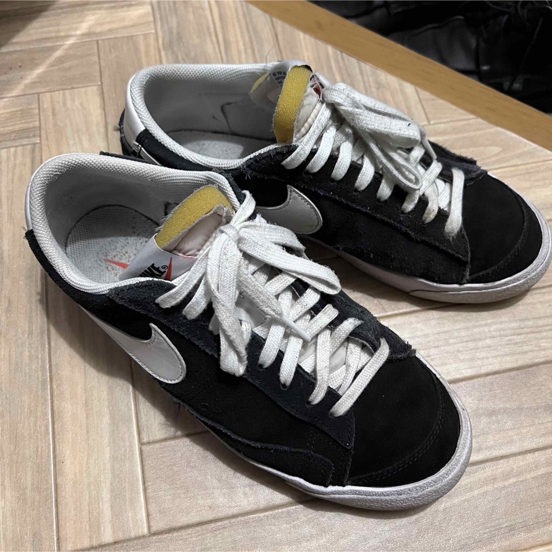 NIKE(ナイキ)のNIKE ナイキ SB BLAZER LOW 27cm メンズの靴/シューズ(スニーカー)の商品写真