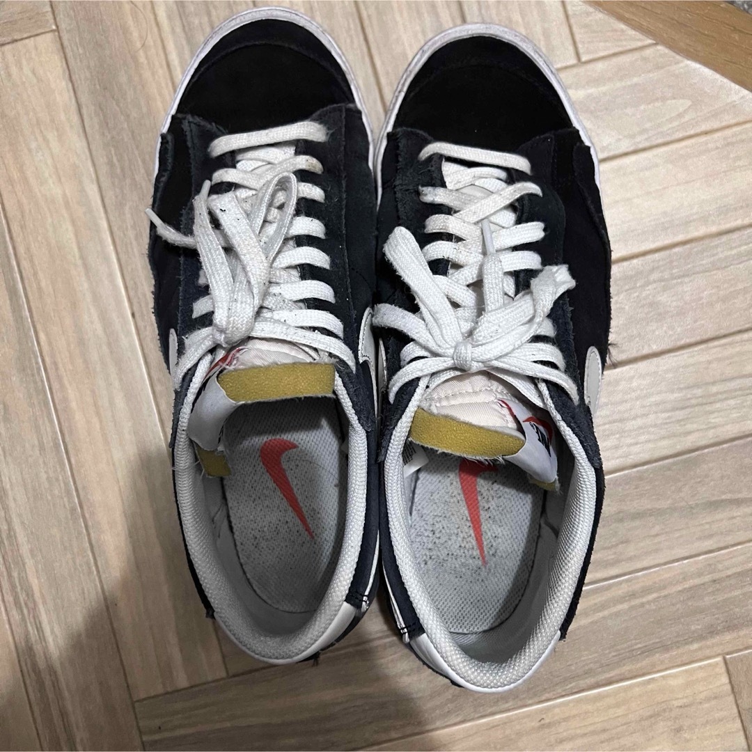 NIKE(ナイキ)のNIKE ナイキ SB BLAZER LOW 27cm メンズの靴/シューズ(スニーカー)の商品写真