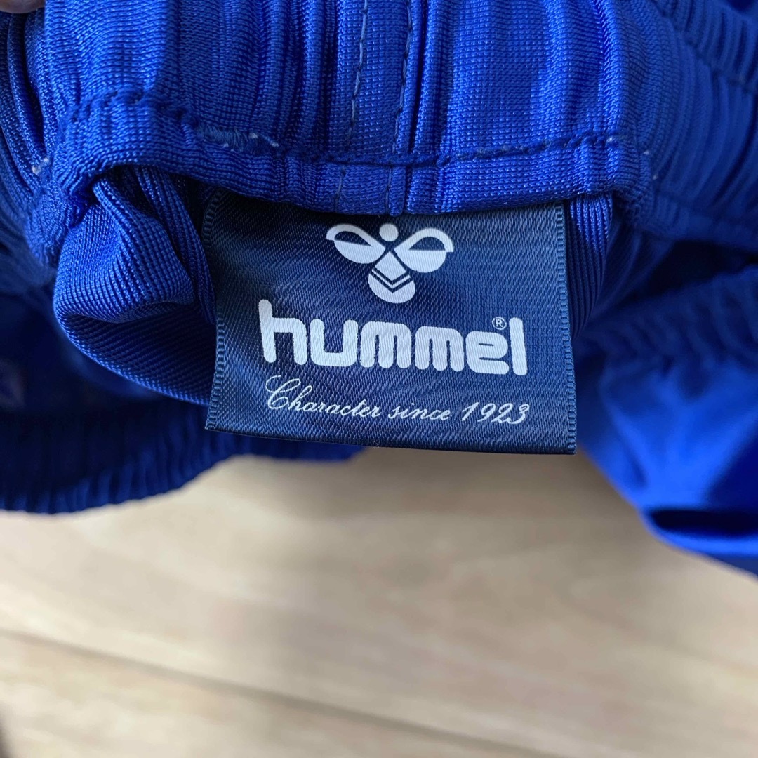 hummel(ヒュンメル)のサッカー　ハーフパンツ  スポーツ/アウトドアのサッカー/フットサル(ウェア)の商品写真