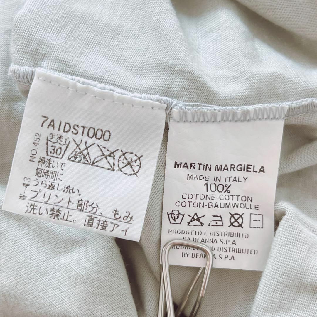 Maison Martin Margiela(マルタンマルジェラ)のマルタンマルジェラ　エイズTシャツ　Vネック【M】定番　イタリア製　バイカラー レディースのトップス(Tシャツ(半袖/袖なし))の商品写真