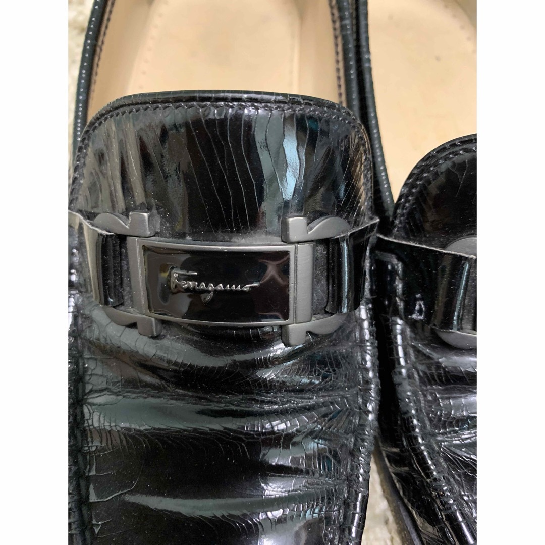 Salvatore Ferragamo(サルヴァトーレフェラガモ)のフェラガモ☆エナメルローファー レディースの靴/シューズ(ローファー/革靴)の商品写真