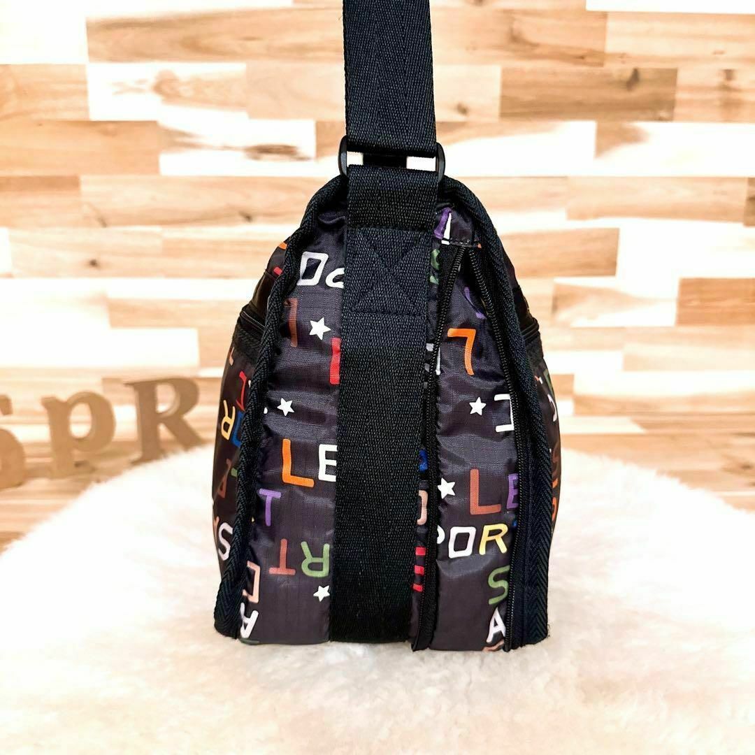 LeSportsac(レスポートサック)の【レスポートサック】ブランド ネーム ロゴ ショルダーバッグ 茶×カラフル レディースのバッグ(ショルダーバッグ)の商品写真