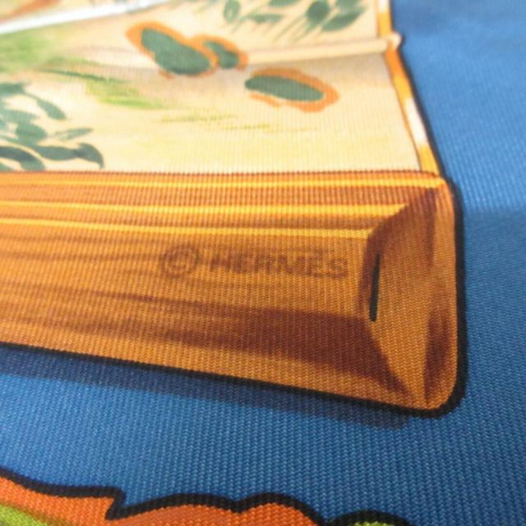 Hermes(エルメス)のHERMES(エルメス) スカーフ美品  カレ90 ライトブルー×オレンジ×マルチ BRISE de CHARME レディースのファッション小物(バンダナ/スカーフ)の商品写真