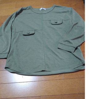 若草色シャツ(Tシャツ(長袖/七分))