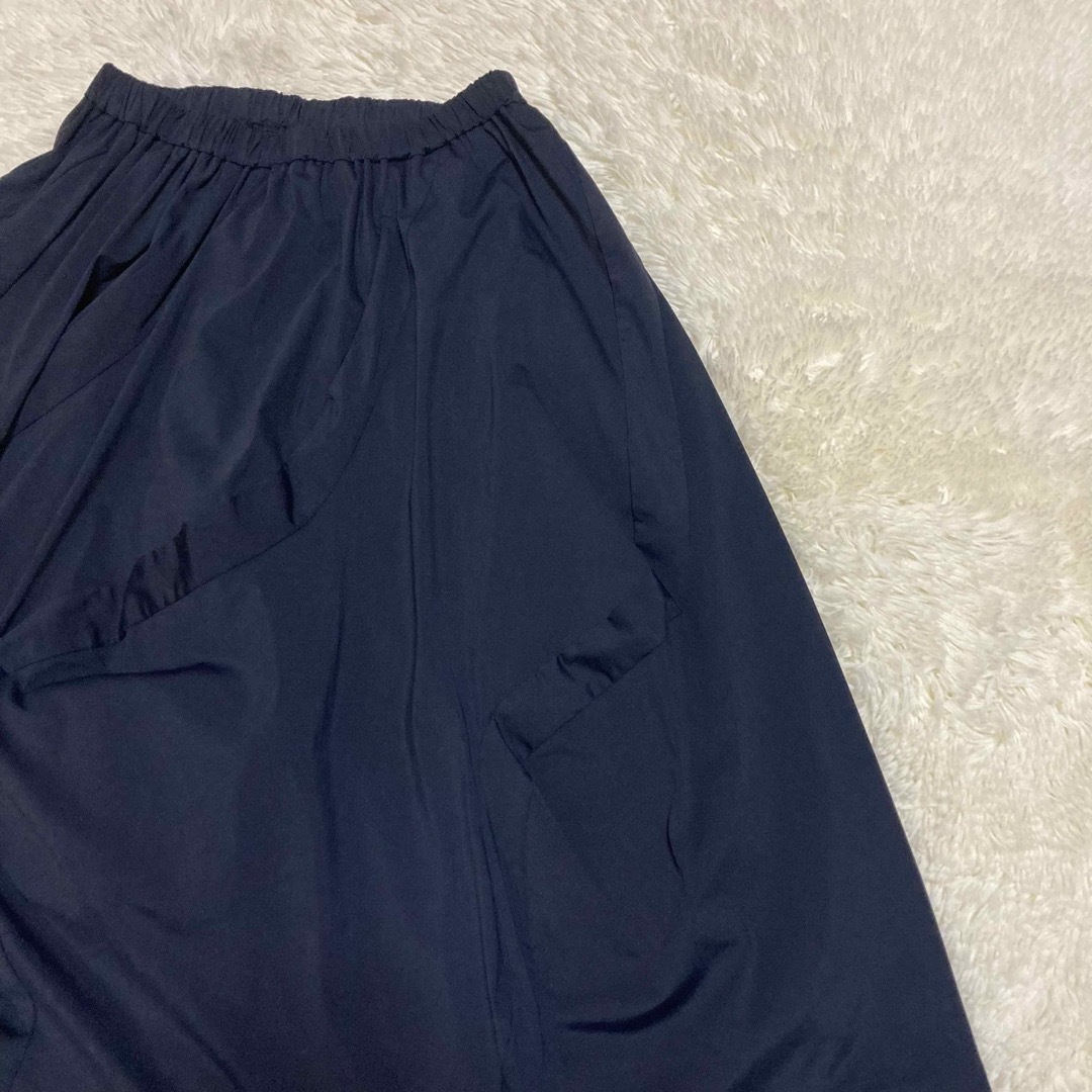 CRESCENT(クレッシェント)の未使用　クレッシェント　フレア　ネイビー　スカート　M レディースのスカート(ロングスカート)の商品写真
