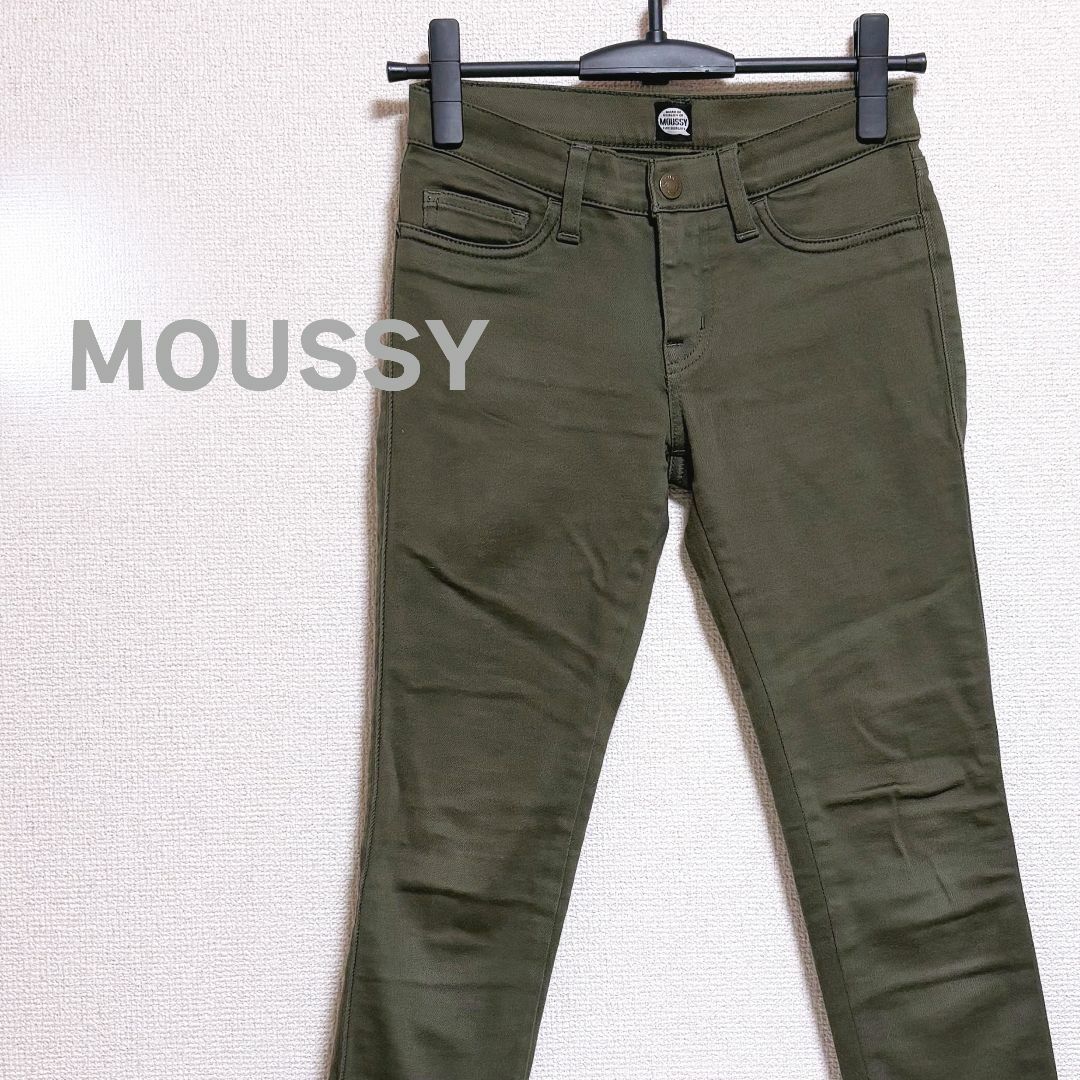 moussy(マウジー)のMOUSSY マウジー　スキニー　パンツ　緑　カーキ　ストレッチ　レディース レディースのパンツ(カジュアルパンツ)の商品写真