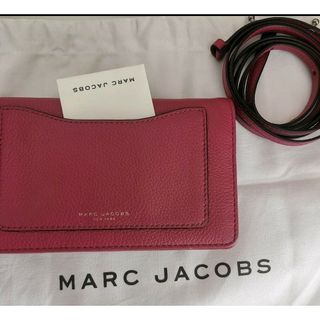 マークジェイコブス(MARC JACOBS)の新品美品　マークジェイコブス　クロスボディバッグ　ショルダーバッグ　本革　レザー(ショルダーバッグ)