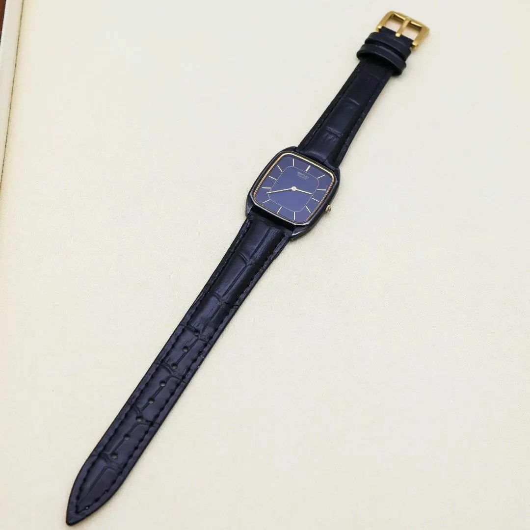 SEIKO(セイコー)の◆希少 稼働 SEIKO 腕時計 ネイビーラメ文字盤 新品電池 レザーベルト j レディースのファッション小物(腕時計)の商品写真