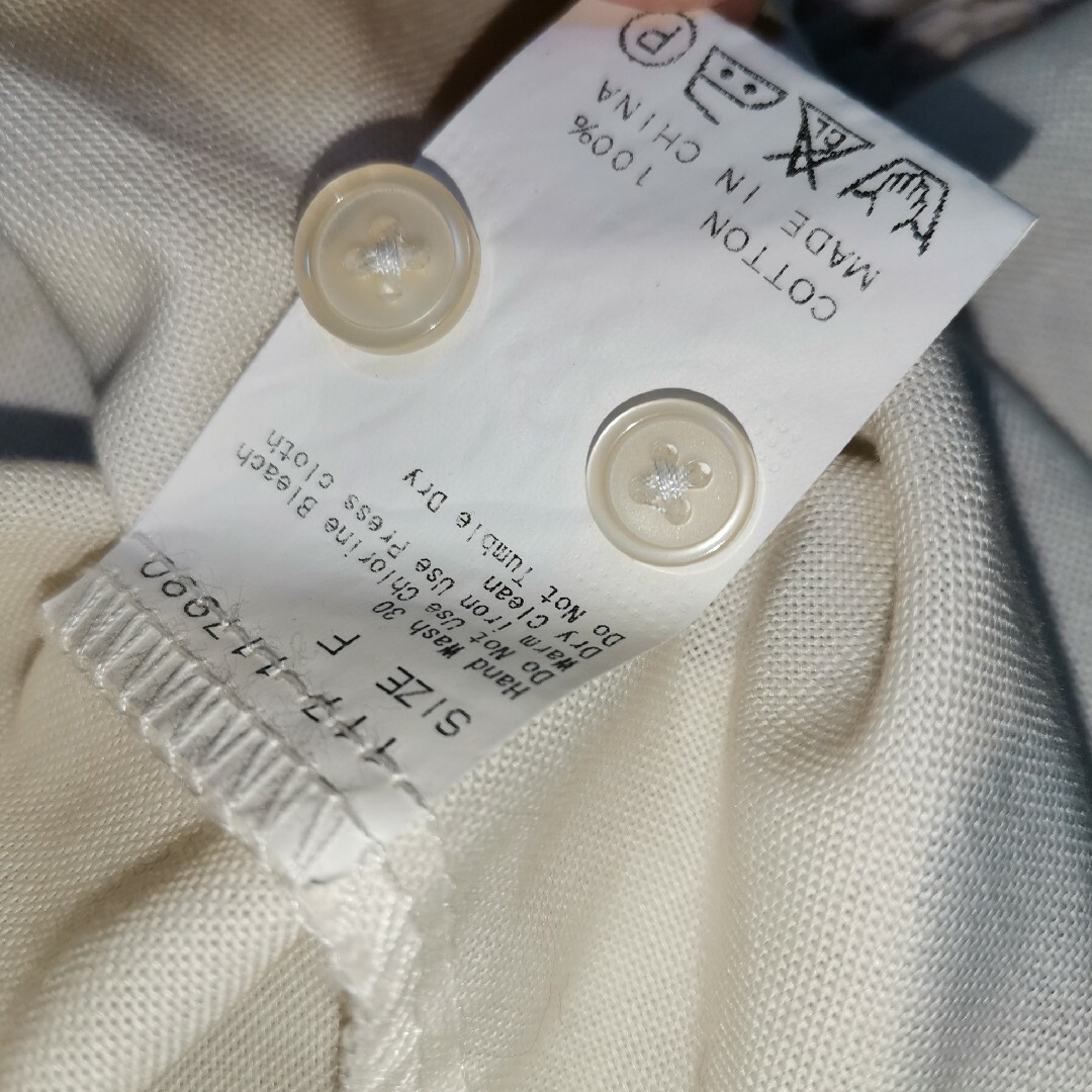 RayCassin(レイカズン)の白シャツ 涼しい 薄手 綿100 レイカズン 女性 訳あり レディースのトップス(シャツ/ブラウス(長袖/七分))の商品写真