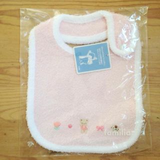 ファミリア(familiar)の新品 ファミリア スタイ ピンク♡(ベビースタイ/よだれかけ)