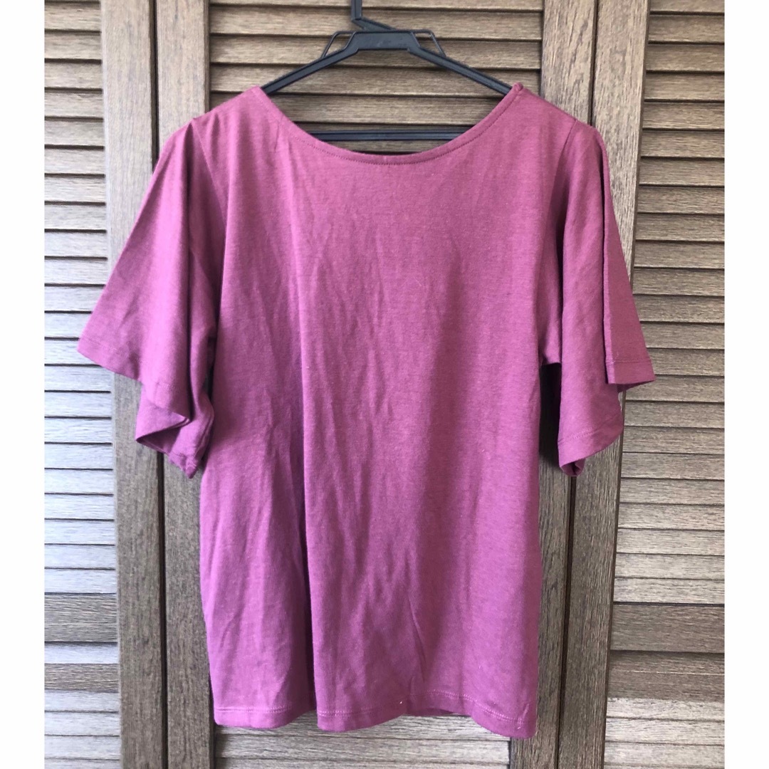 《美品》新品・未使用・レディースTシャツ　レッド レディースのトップス(Tシャツ(半袖/袖なし))の商品写真