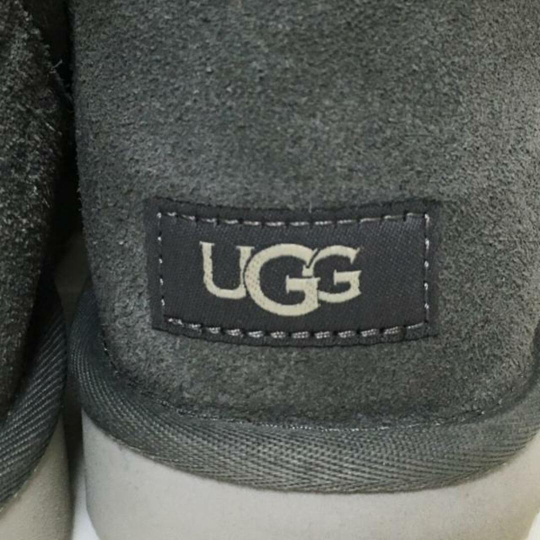 UGG(アグ)のUGG(アグ) ショートブーツ 28 メンズ クラシックミニ 1002072 グレー ムートン メンズの靴/シューズ(ブーツ)の商品写真