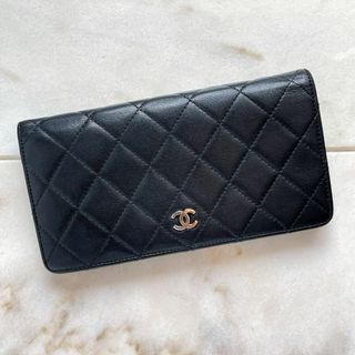 シャネル(CHANEL)のCHANEL シャネル マトラッセ ラムスキン レザー 長財布 黒 ココマーク(財布)