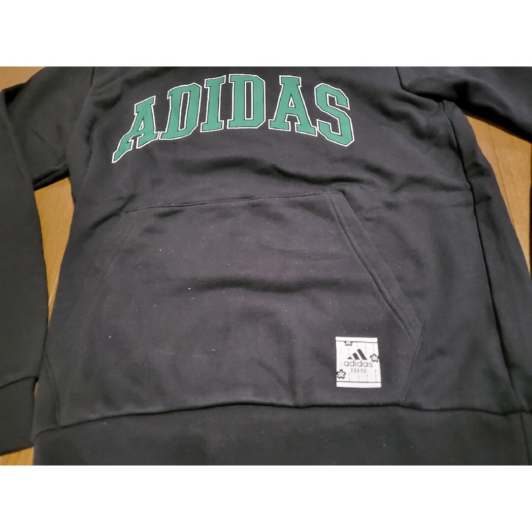 adidas(アディダス)の定価7700円‼️adidas プルオーバービッグロゴパーカー/黒/M/新品 メンズのトップス(パーカー)の商品写真