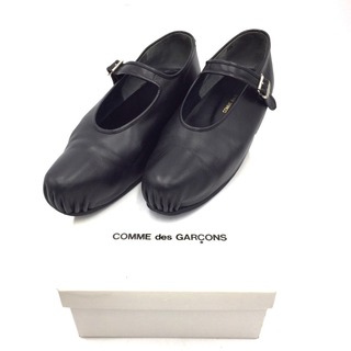 コムデギャルソン(COMME des GARCONS)のCOMME des GARCONS (コムデギャルソン) レザーシューズ COMME de GARCONS　フラットシューズ　ブラック　23.5cm　GQ-K101-001 美品(バレエシューズ)