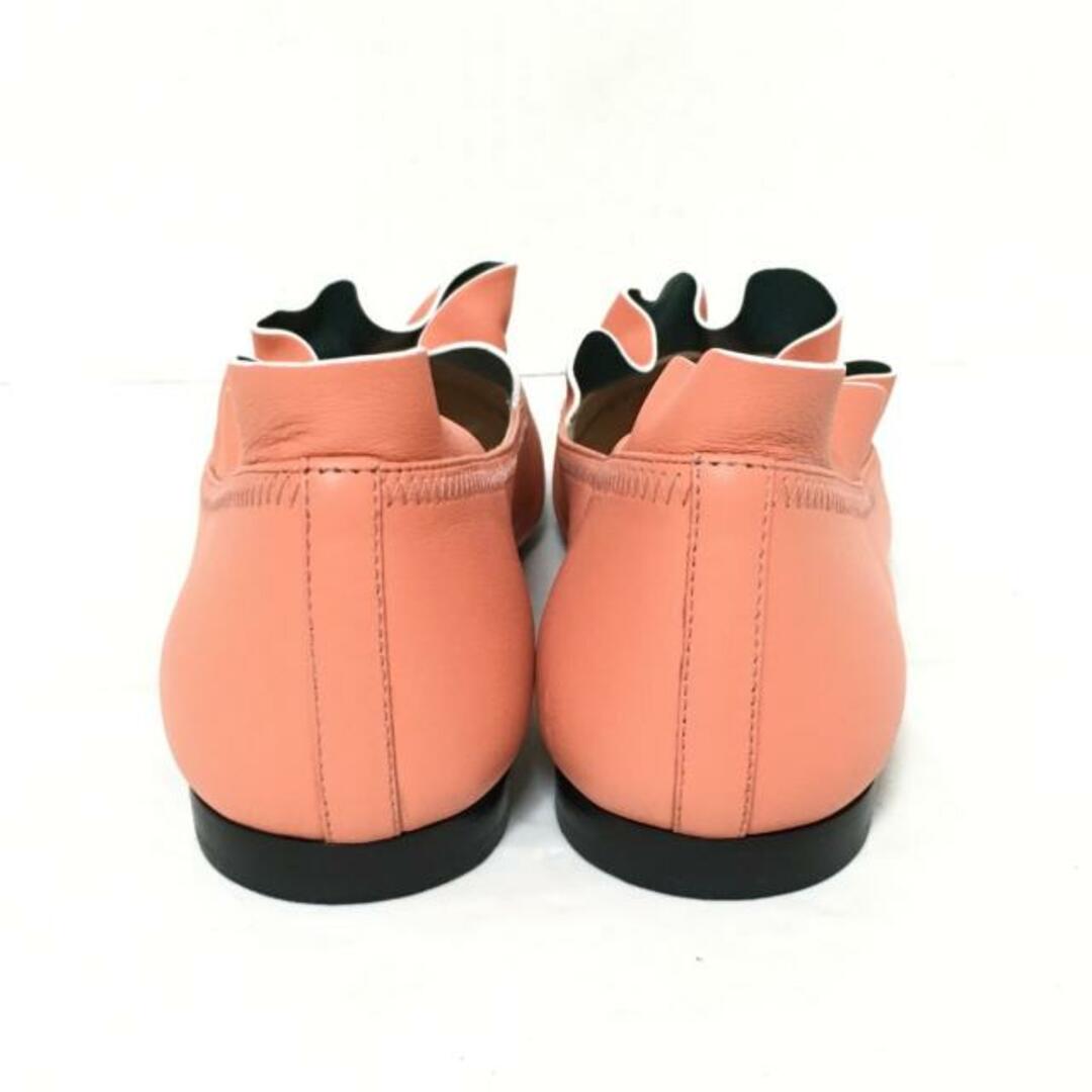 FENDI(フェンディ)のFENDI(フェンディ) フラットシューズ 36 1/2 レディース美品  - ピンク フリル レザー レディースの靴/シューズ(その他)の商品写真