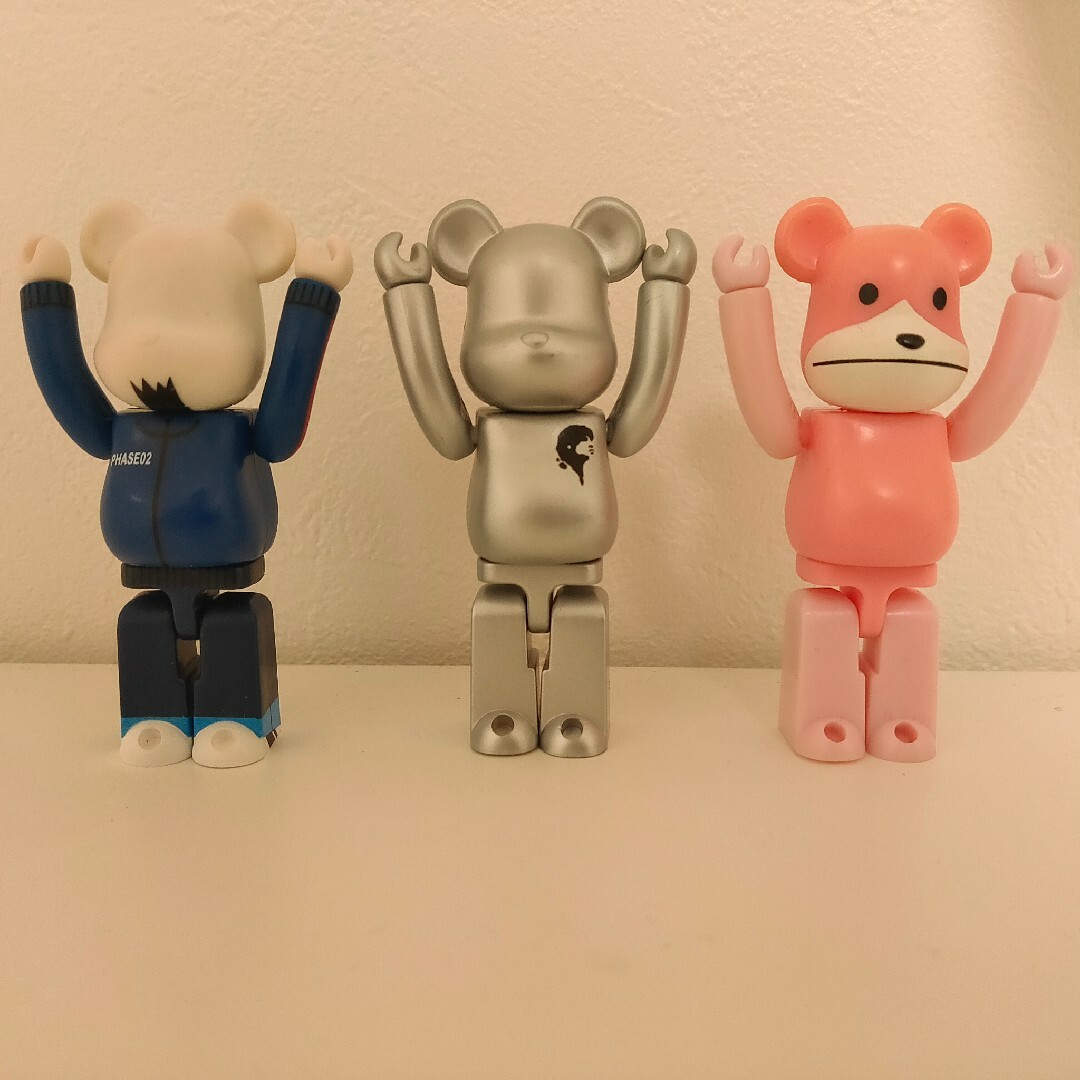 MEDICOM TOY(メディコムトイ)の《★3体セット★廃盤品★》BE@RBRICK フィギュア 限定品 アート エンタメ/ホビーのフィギュア(その他)の商品写真