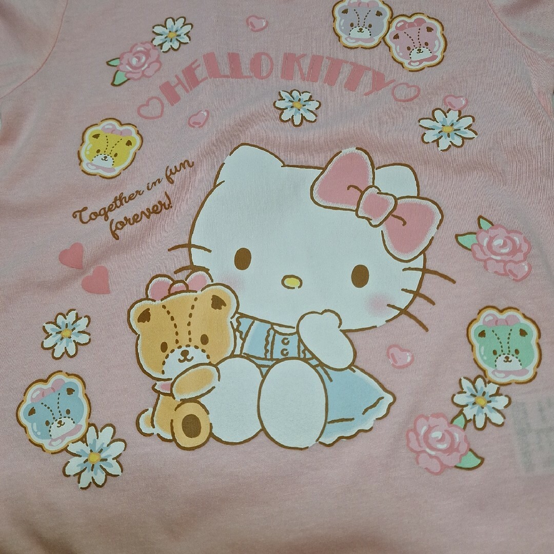 ハローキティ(ハローキティ)の110cm　半袖Tシャツ　ハローキティ　サンリオ キッズ/ベビー/マタニティのキッズ服女の子用(90cm~)(Tシャツ/カットソー)の商品写真