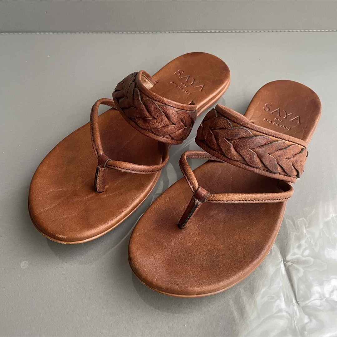 SAYA(サヤ)の【 SAYA 】 サヤ　レザー　サンダル　ブラウン　23.0cm 24.0cm レディースの靴/シューズ(サンダル)の商品写真